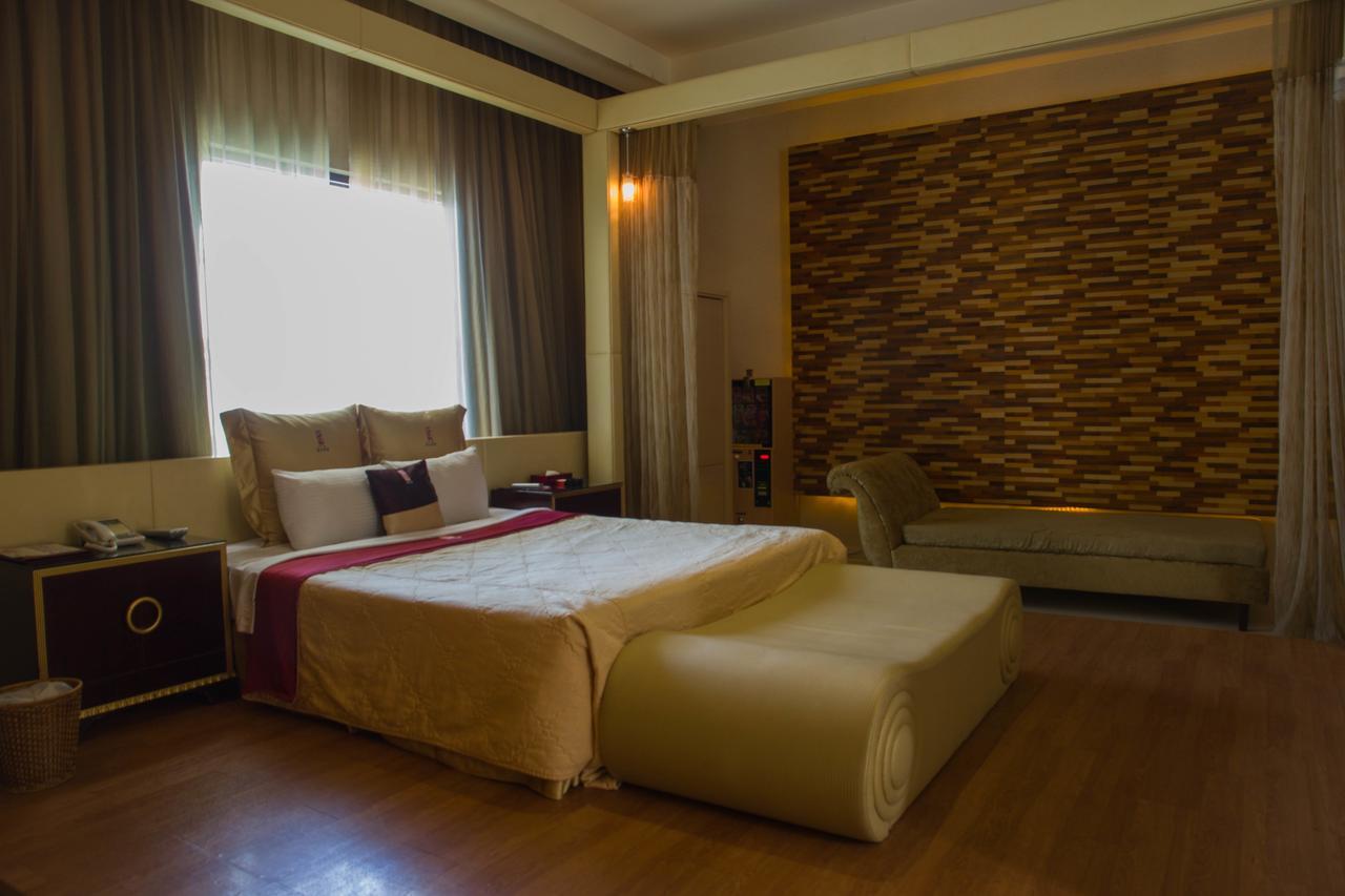 Lu Kang Villa Spa Lukang Exterior photo